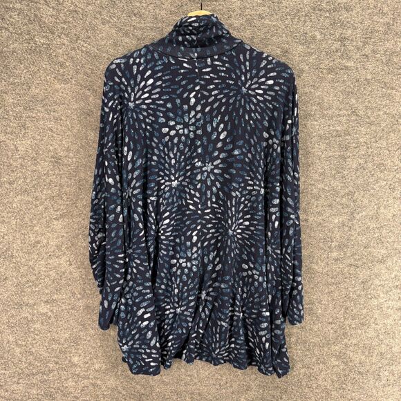 LulaRoe Top Women M Medium Blue Geometric Turtleneck Long Sleeve Casual Comfort - Picture 2 of 7